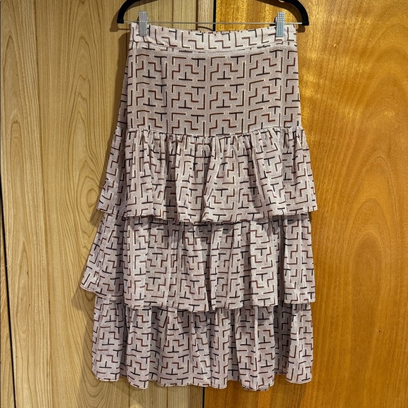 Yakira Bella Dresses & Skirts - Yakira Bella Midi Ruffled Skirt